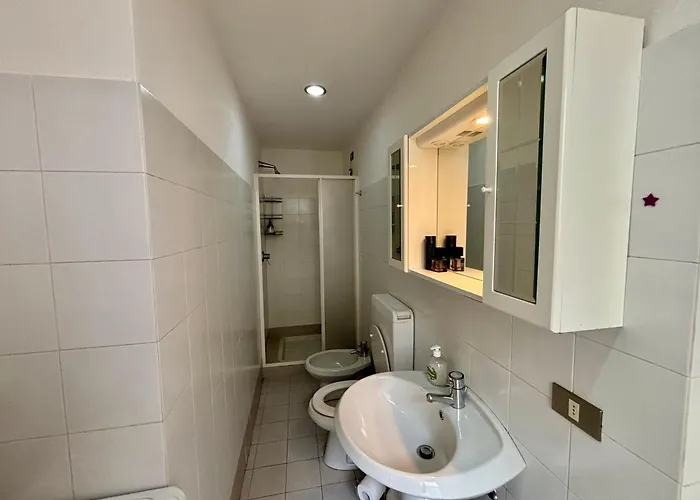 Amazing アパート コモ